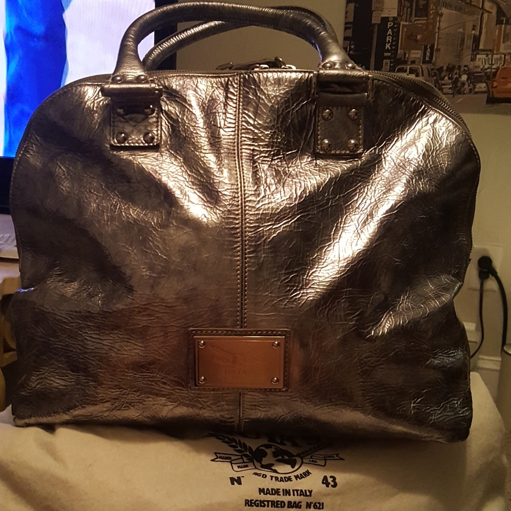 Leather bag